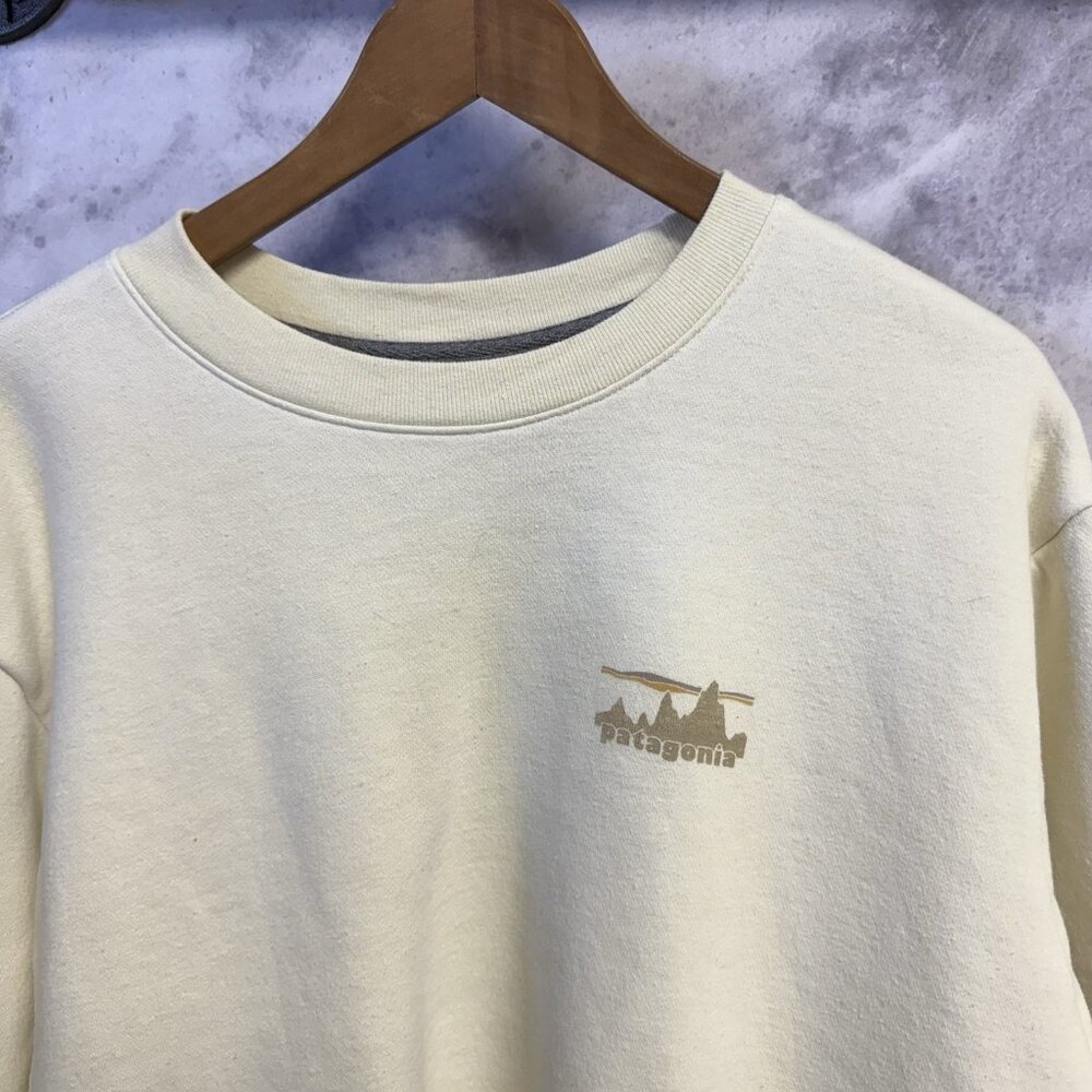 Patagonia Sweatshirt Mens XL Womens XXL Cream Crew Neck 26x29.5